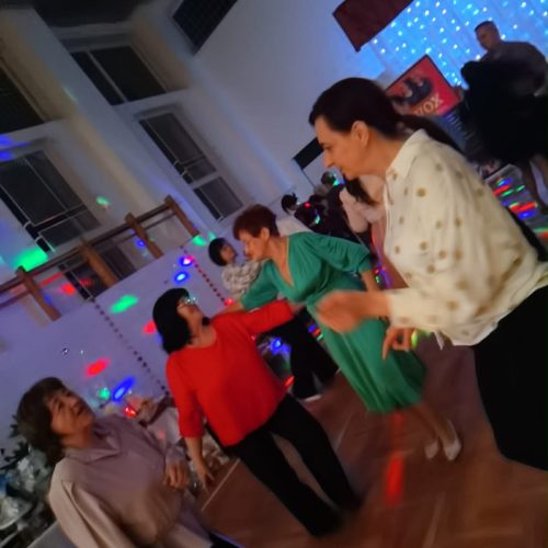 630058130_2418706045256084_3173723699450228045_n